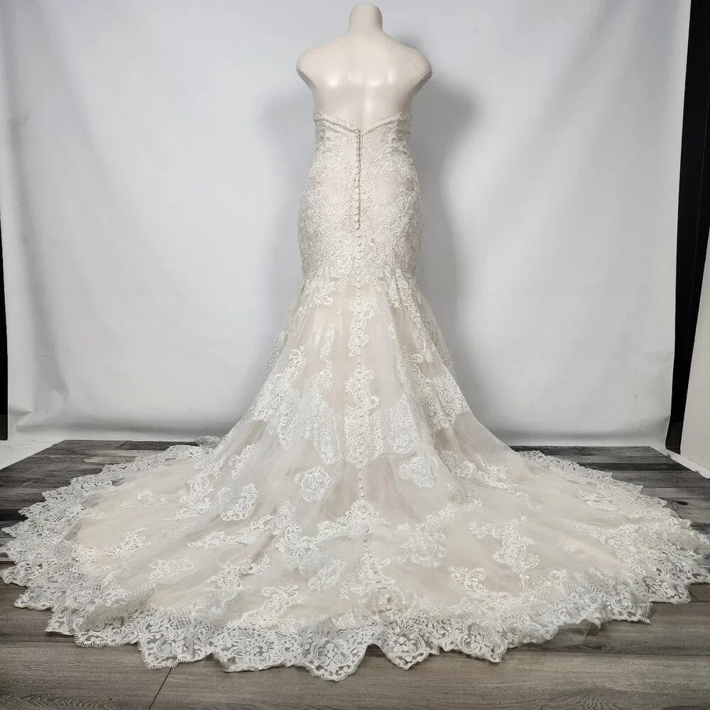 Allure Bridals 9407 Ivory Lace Mermaid Wedding Gown Size 1x-2x - Picture 3 of 11